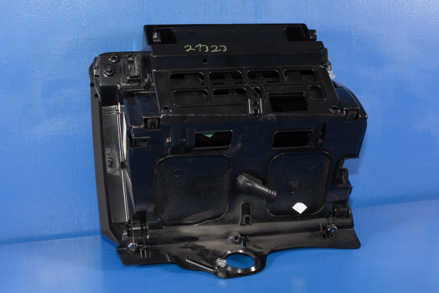 Hanskerom til VW Passat 2011-2015 (B7) (B7) (VAG|3C1 857 097 BD|)