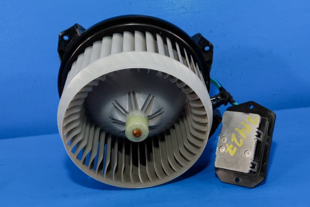 Varmeapparat motor til Toyota Urban Cruiser, 2009-2014
