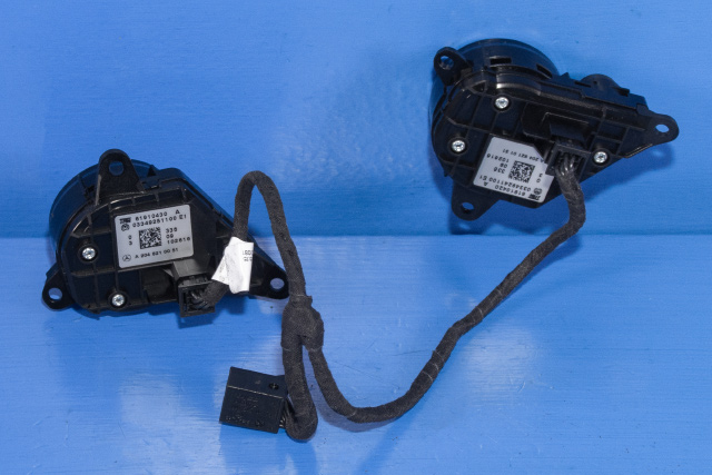 Bryter diverse til Mercedes E-Klasse 2009-2013 (Fase 1) (W212) (W212) (MERCEDES|A 204 821 00 51|)
