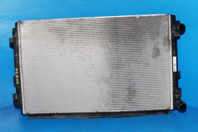 Radiator (manuell gir) til Škoda Octavia, 2013-2016 (Type III, Fase 1) (VAG|5Q0 121 251 ER)