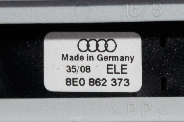 Taklyspanel til Audi A3 2009-2012 (Type II, Fase 2)  (VAG|8P0 947 135 AD|)