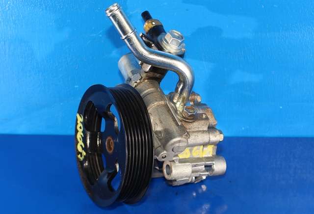 Servo pumpe mekanisk til Toyota Land Cruiser 150, 2014-->> (Fase 2)