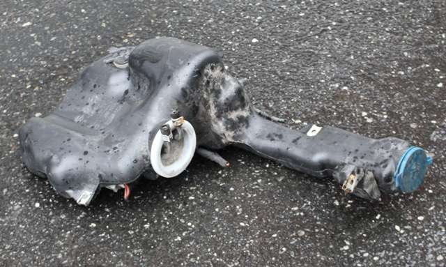 Spylertank foran til Mercedes E-Klasse 2009-2013 (Fase 1) (W212) (W212) (MERCEDES|A 204 860 08 60|)