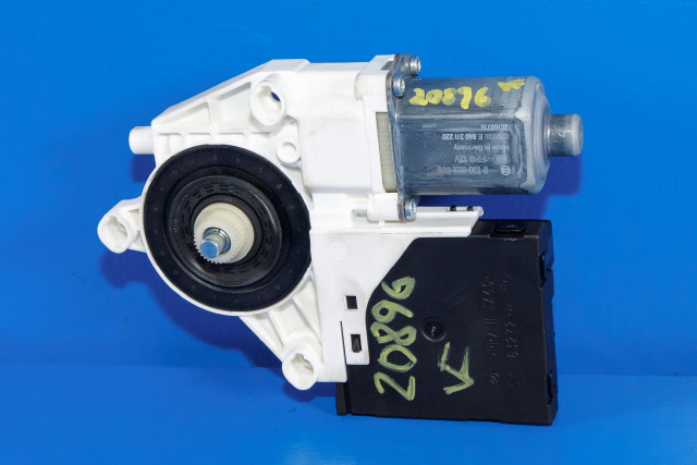 Ruteheis, kun motor, venstre foran til VW Caddy 2015-2020 (Type III, Fase 3)  (VAG|2K5 959 701|5K0 959 793|)