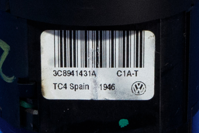 Bryter lys til VW Caddy 2015-2020 (Type III, Fase 3)  (VAG|3C8 941 431 A|)