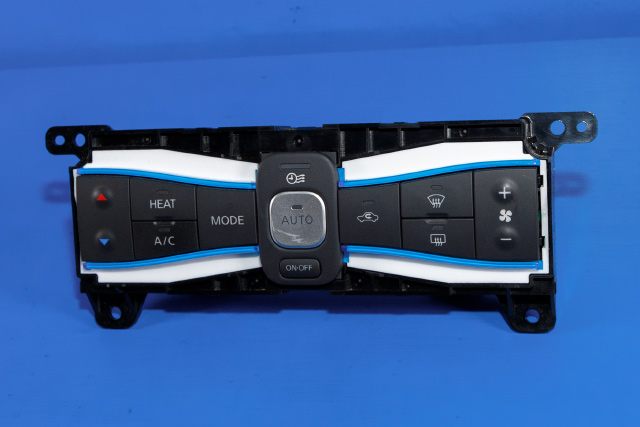 Varmeapparat betjening til Nissan Leaf, 2011-2017 (Type I)  (NISSAN|27500-3NH0B)