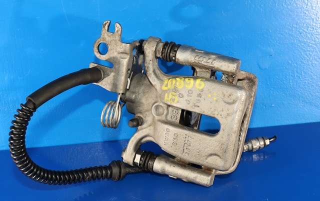 Bremsecaliper høyre bak til VW Caddy, 2015-2020 (Type III, Fase 3)  