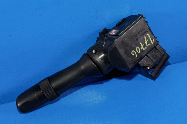 Bryter visker til Toyota Verso-S 2011-2015 (COMBI) (COMBI) (TOYOTA|52290-17F848|)
