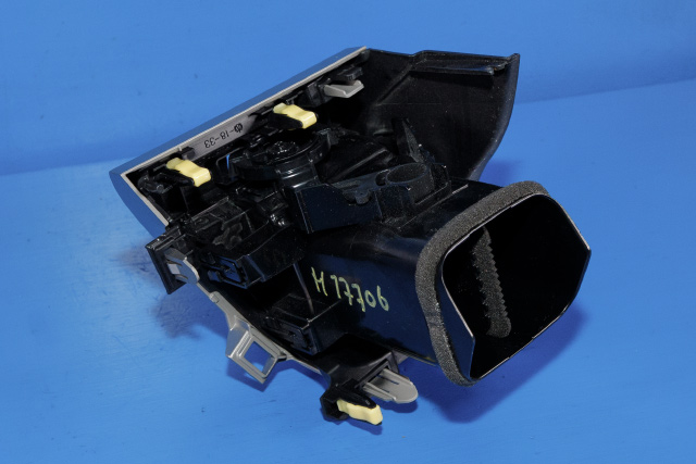 Dashbord friskluftdyse høyre til Toyota Verso-S 2011-2015 (COMBI) (COMBI) 