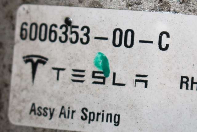 Fjærbein høyre bak til Tesla Model S 2013-2016 (Fase 1)  (TESLA|6006353-00-C|)