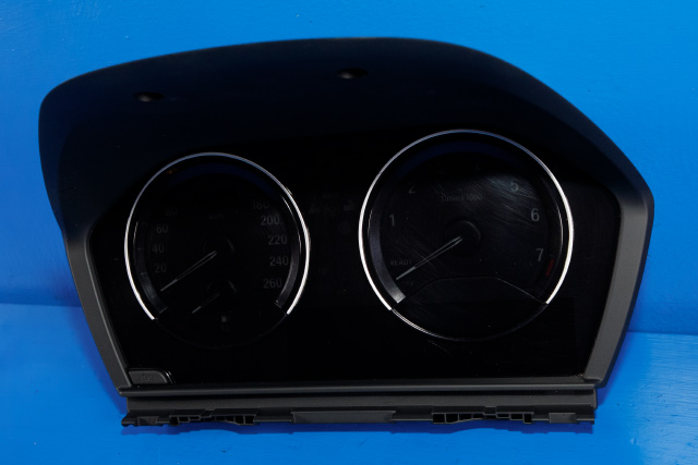 Instrumentpanel til BMW 2-Serie, Active/Gran Tourer 2014-->> (F45/F46) (F45/F46) (BMW|8 715 136|)