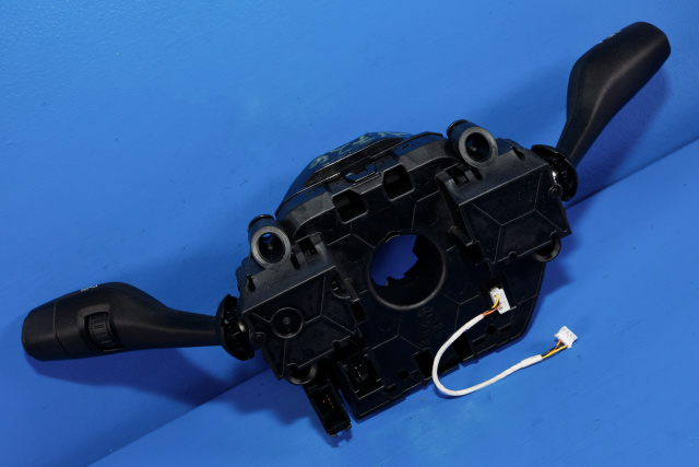 Bryter combi til BMW 2-Serie, Active/Gran Tourer 2014-->> (F45/F46) (F45/F46) (BMW|6 827 370|)