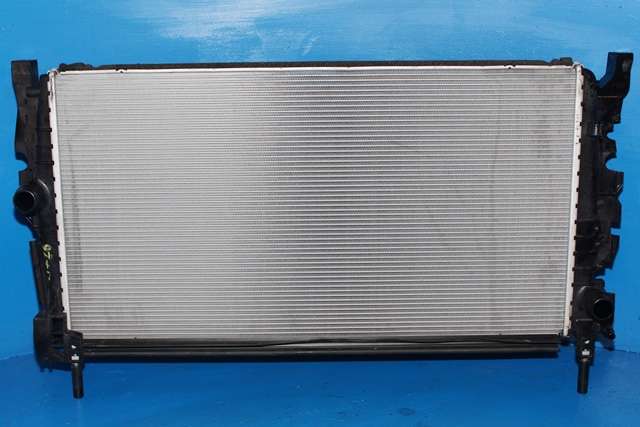 Radiator (automat gir) til BMW 2-Serie, Active/Gran Tourer, 2014-->> (F45/F46) (F45/F46) (BMW|7 643 331)