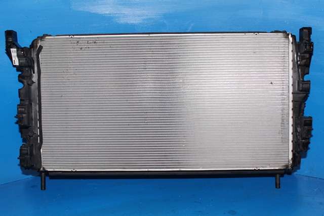 Radiator (automat gir) til BMW 2-Serie, Active/Gran Tourer 2014-->> (F45/F46) (F45/F46) (BMW|7 643 331|)