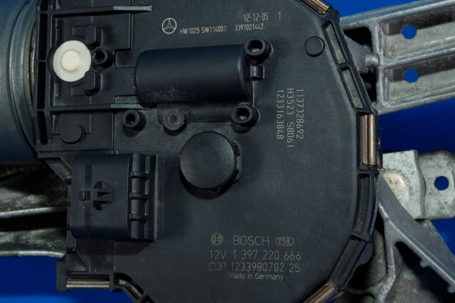Viskermotor frontrute komplett m/overføring til Mercedes E-Klasse 2009-2013 (Fase 1) (W212) (W212) (BOSCH|1 397 220 666|)