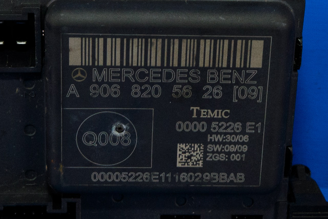 Styreenhet dør venstre foran til Mercedes Sprinter 2006-2013 (Fase 1) (906) (906) (TEMIC|0000 5226 E1|A 906 820 56 26|)