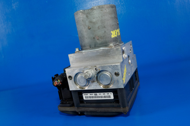 ABS sentral til Mercedes E-Klasse 2009-2013 (Fase 1) (W212) (W212) (BOSCH|0 265 250 518|A 218 431 11 12|)