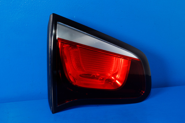 Baklykt venstre indre til Citroën C3, 2010-2016 (Type II)  (CITROEN|98 039343 80)