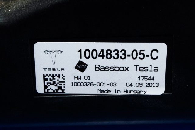 Bilstereo sub-woofer til Tesla Model S 2013-2016 (Fase 1)  (TESLA|1004833-05-C|)