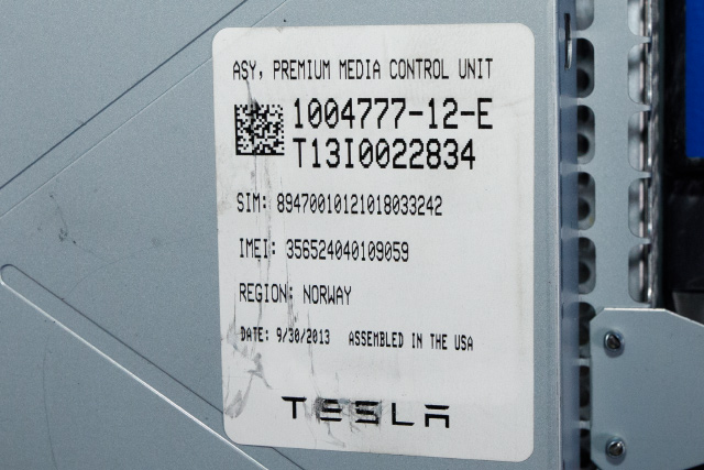 Multimedia display (MCU - Media Controller Unit) til Tesla Model S 2013-2016 (Fase 1)  (TESLA|1004777-12-E|)