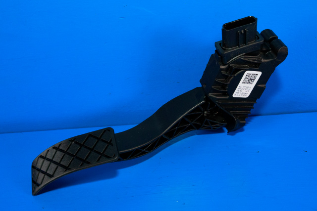 Pedal gass til Škoda Octavia, 2013-2016 (Type III, Fase 1) (HELLA|6PV 010 621-10)