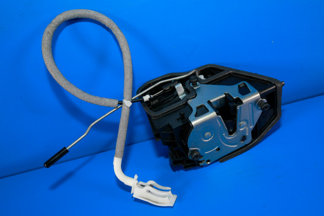 Låsekasse høyre bak til BMW 5-Serie 2003-2010 (E60/E61) (E60/E61) (BMW|7 167 076|)