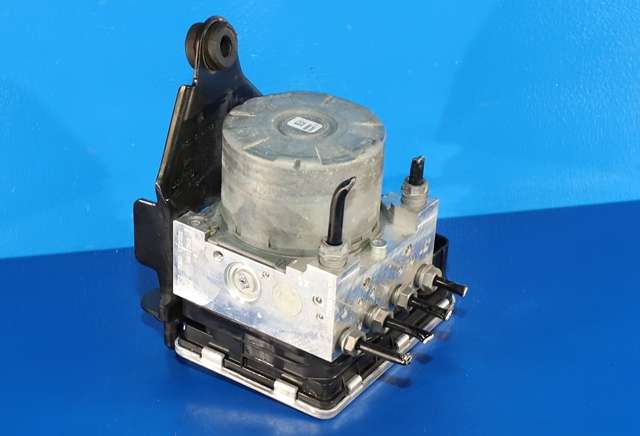 ABS sentral til VW Caddy 2015-2020 (Type III, Fase 3) (VAG|7E0 614 517 M|7E0 907 379 P|)