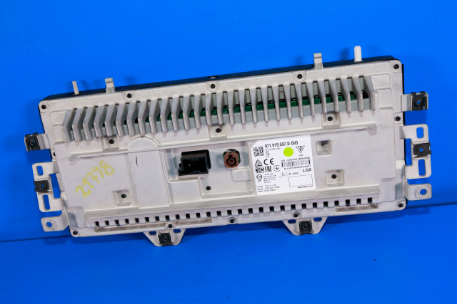 Multimedia display (MCU - Media Controller Unit) til Porsche Panamera 2017-->> (Type II) (971) (971) (PORSCHE|971 919 597 D|)