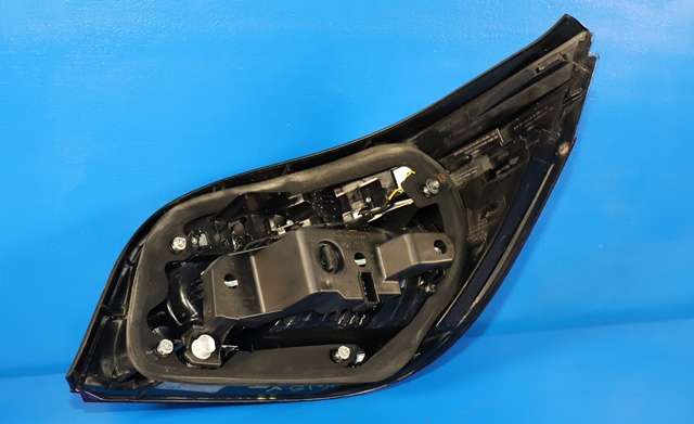 Baklykt venstre til BMW 5-Serie 2003-2010 (E60/E61) (E60/E61)