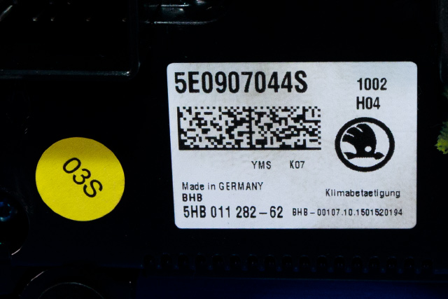 Varmeapparat betjening til Škoda Octavia 2013-2016 (Type III, Fase 1) (HELLA|5HB 011 282-62|5E0 907 044 S|)
