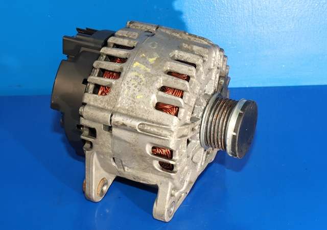 Dynamo til VW Polo 2009-2014 (Type V, Fase 1)  (VALEO|TG14C039|03D 903 025 M. 14 VOLT - 140 AMP|)