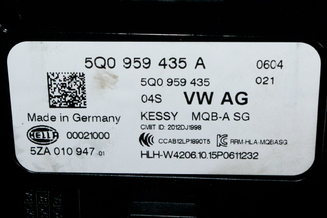 Styreenhet nøkkelfri/keyless til Škoda Octavia 2013-2016 (Type III, Fase 1) (HELLA|5ZA 010 947-01|5Q0 959 435 A|)
