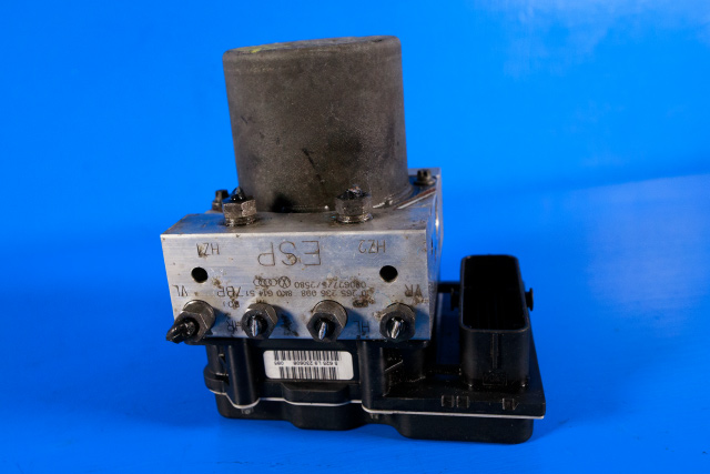 ABS sentral til Audi A4, 2007-2014 (Type IV) (B8) (B8) (VAG|8K0 614 517 BP)