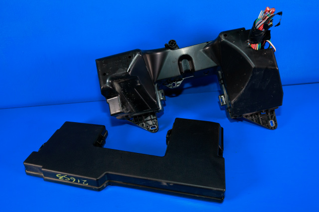 Sikringsboks motorrom til Jaguar XF 2008-2015 (X250) (X250) (JAGUAR|AX23-14290-JB|)
