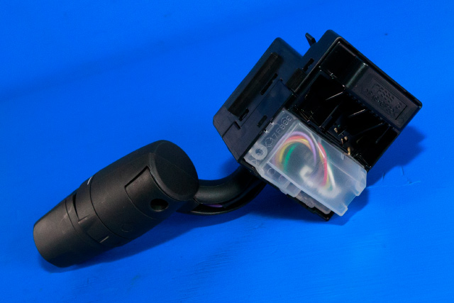 Bryter visker til Mazda CX-5 2012-2017 (Type I)  (MAZDA|KS04-17-J409|)