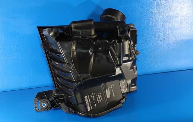 Luftfilterboks til BMW 2-Serie, Active/Gran Tourer 2014-->> (F45/F46) (F45/F46) (BMW|7 639 749|)