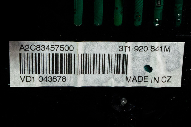 Instrumentpanel til Škoda Superb 2008-2015 (Type II)  (VAG|3T1 920 841 M|)