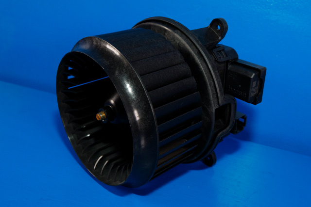 Varmeapparat motor til Porsche Panamera, 2017-->> (Type II) (971) (971) (PORSCHE|972 907 521 B)