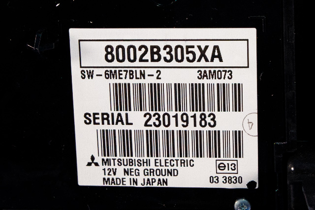Bilstereo betjeningspanel til Mitsubishi Pajero 2007-2016 (Type IV, Fase 1) (MITSUBISHI|8002B305|)
