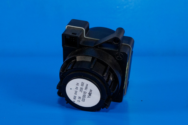 Bryter lys til Mercedes Sprinter 2006-2013 (Fase 1) (906) (906) (MERCEDES|A 906 545 04 04|)