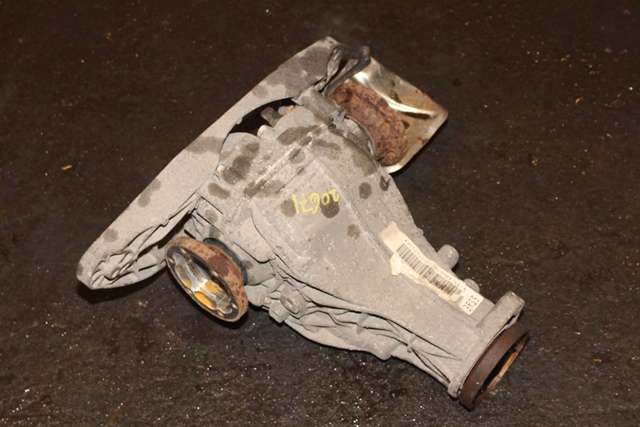 Kardang klokke bak til Audi Q5 2008-2012 (Type I, Fase 1) (LAW|)