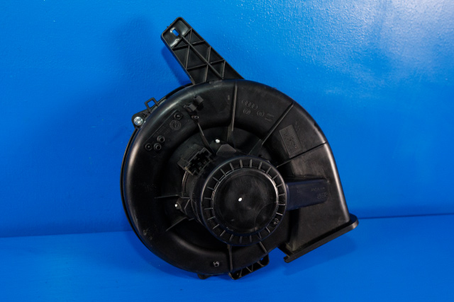 Varmeapparat motor til VW Polo 2009-2014 (Type V, Fase 1)  (VAG|6Q1 819 015 J|)