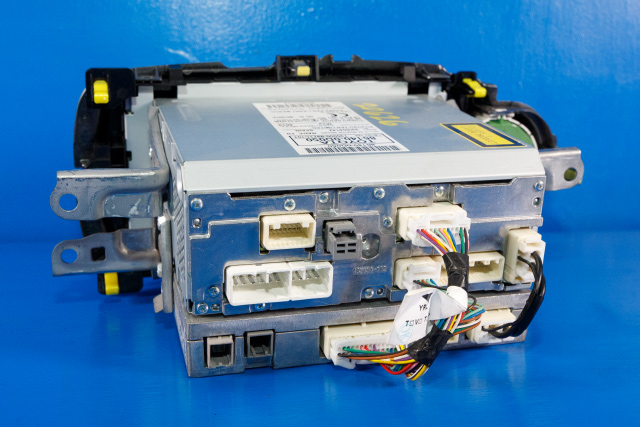 Bilstereo navigasjon til Toyota Yaris 2012-2014 (Type III, Fase 1) (TOYOTA|86140-0D050|)