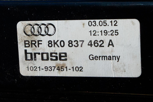 Ruteheis høyre foran til Audi A4 2007-2014 (Type IV) (B8) (B8) (VAG|8K0 959 802 A|)