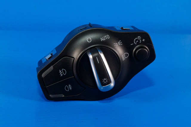 Bryter lys til Audi A4, 2007-2014 (Type IV) (B8) (B8) (VAG|8K0 941 531 AS)