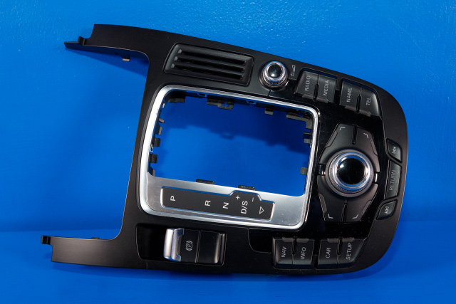 Bilstereo navigasjon betjeningspanel til Audi A4, 2007-2014 (Type IV) (B8) (B8) (VAG|8T0 919 611 WFX)