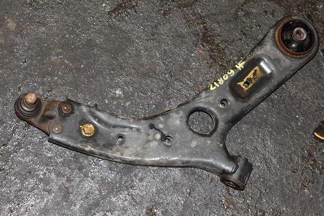 Bærebru høyre foran nedre til Kia Soul, 2014-2019 (Type II)  