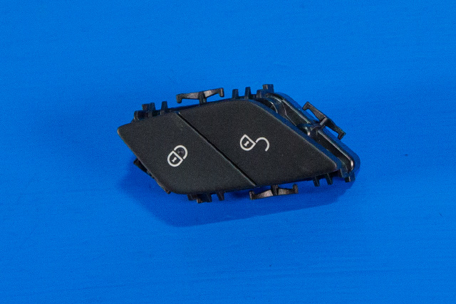 Bryter diverse til Mercedes GLC, 2015-2022 (X253) (X253) (MERCEDES|A 205 905 52 51)