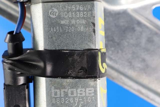 Ruteheis høyre til Smart Fortwo 2007-2014 (Type II) (W451) (W451) (MERCEDES|A 451 720 08 46|)
