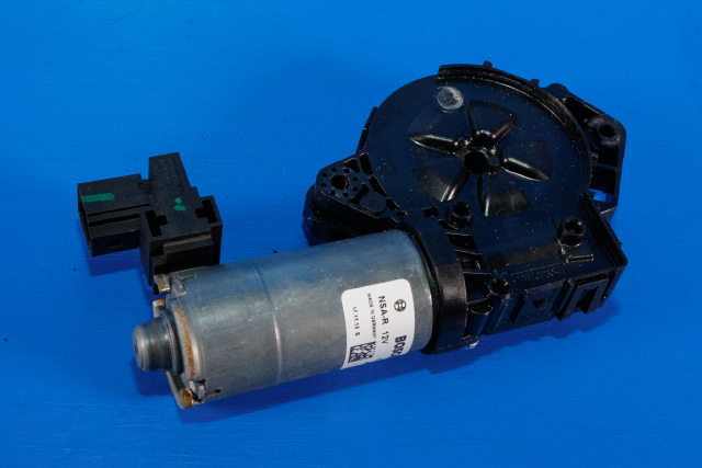 Takluke motor til Mercedes GLC, 2015-2022 (X253) (X253) (BOSCH|0 390 200 122)
